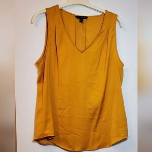 Small Banana Republic Mustard V-neck Sleeveless Top Pleats Loose Fit